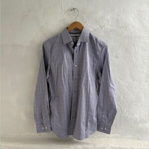 Old navy “The signature shirt”slim fit built in flex button down long sleeve